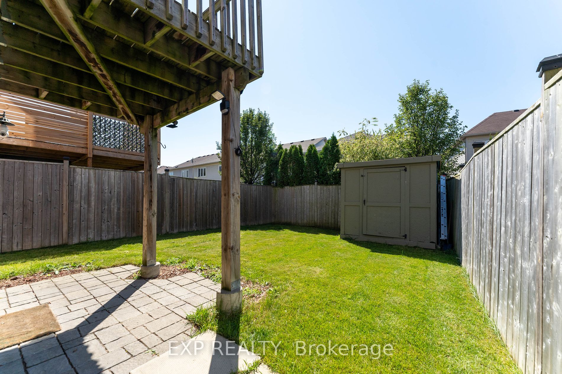 164 Dewell Crescent
