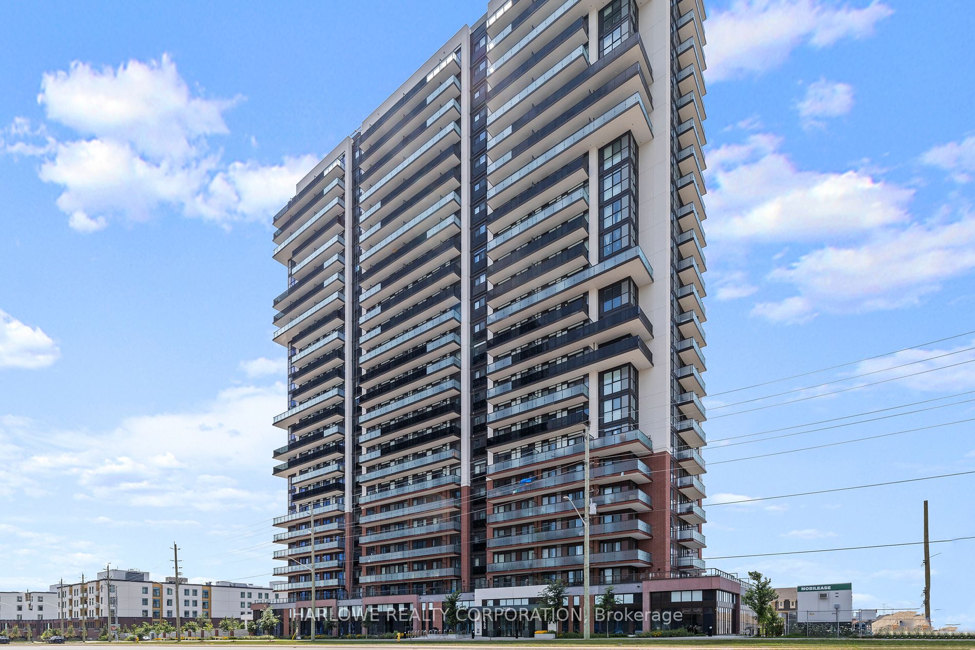 2550 Simcoe Street N, #2516
