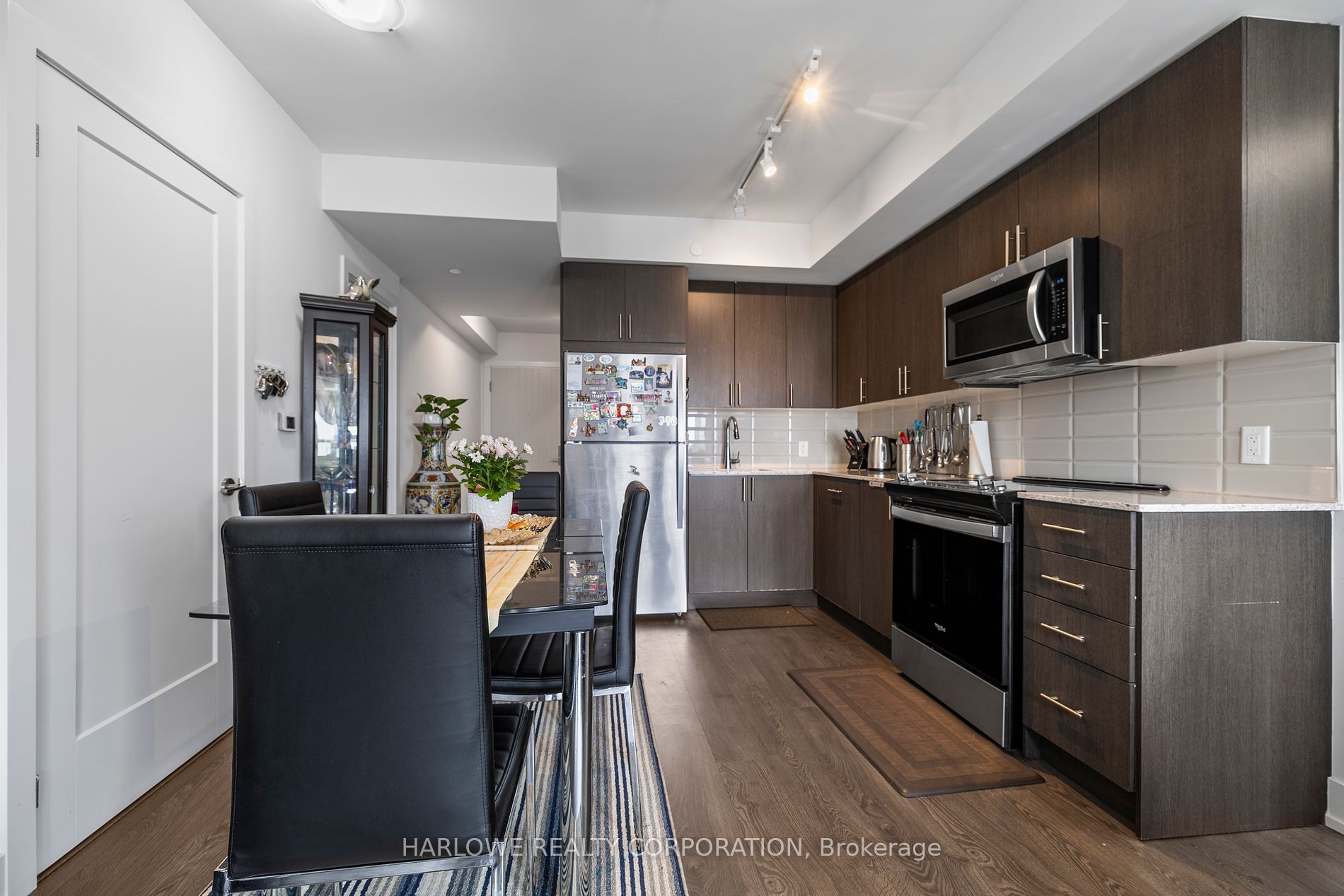 2550 Simcoe Street N, #2516