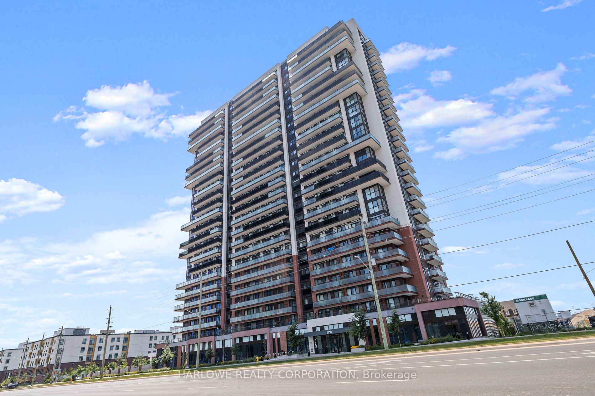 2550 Simcoe Street N, #2516
