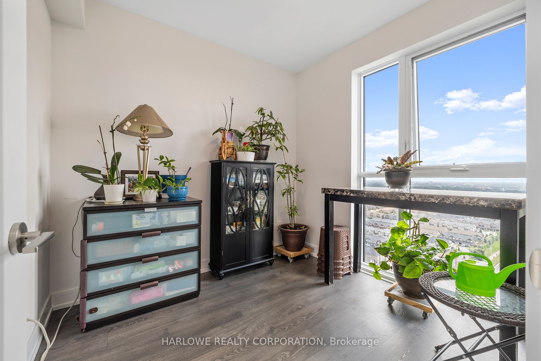2550 Simcoe Street N, #2516