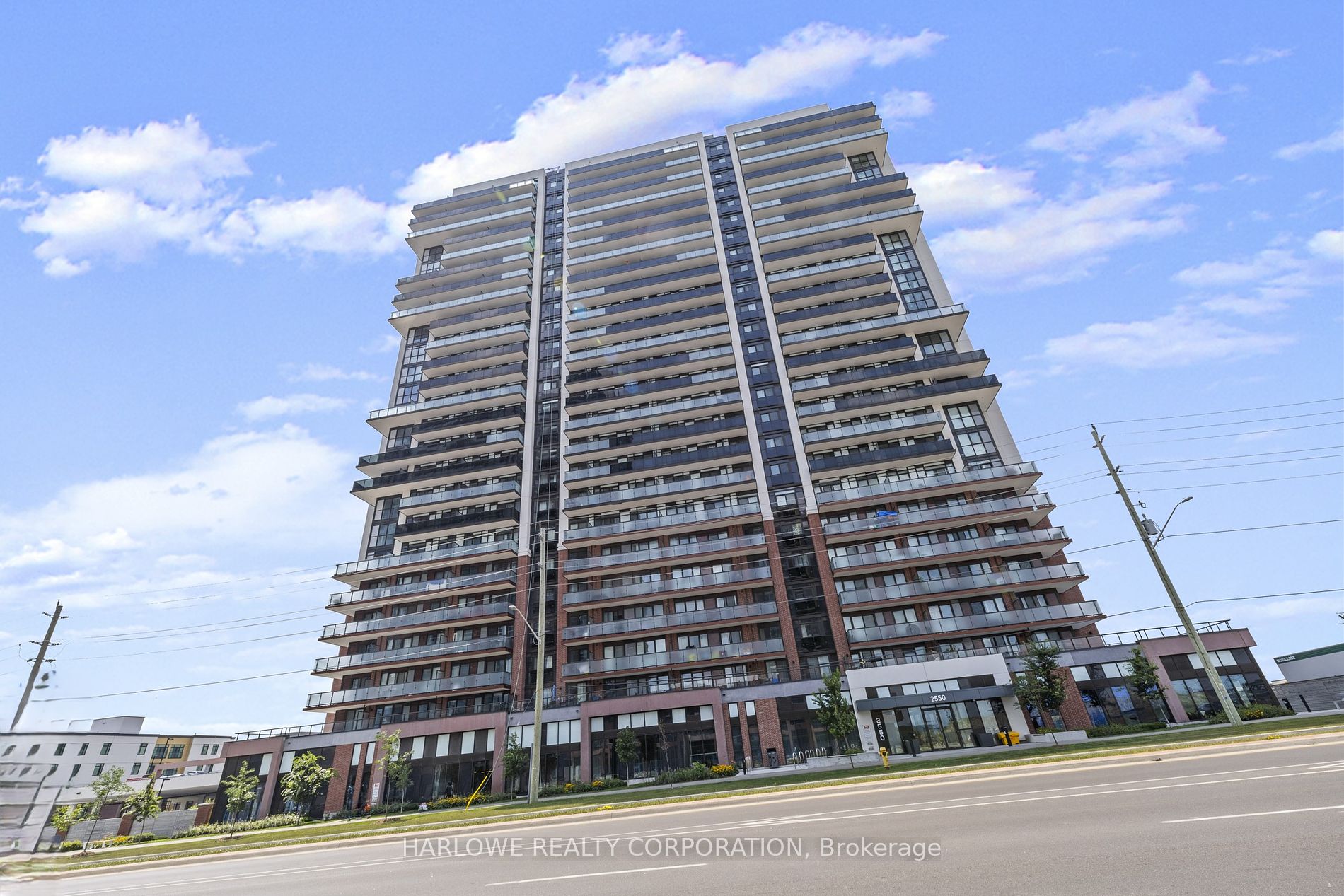 2550 Simcoe Street N, #2516
