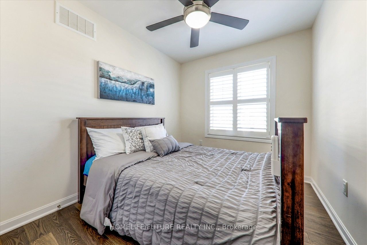 2412 Fall Harvest Cres