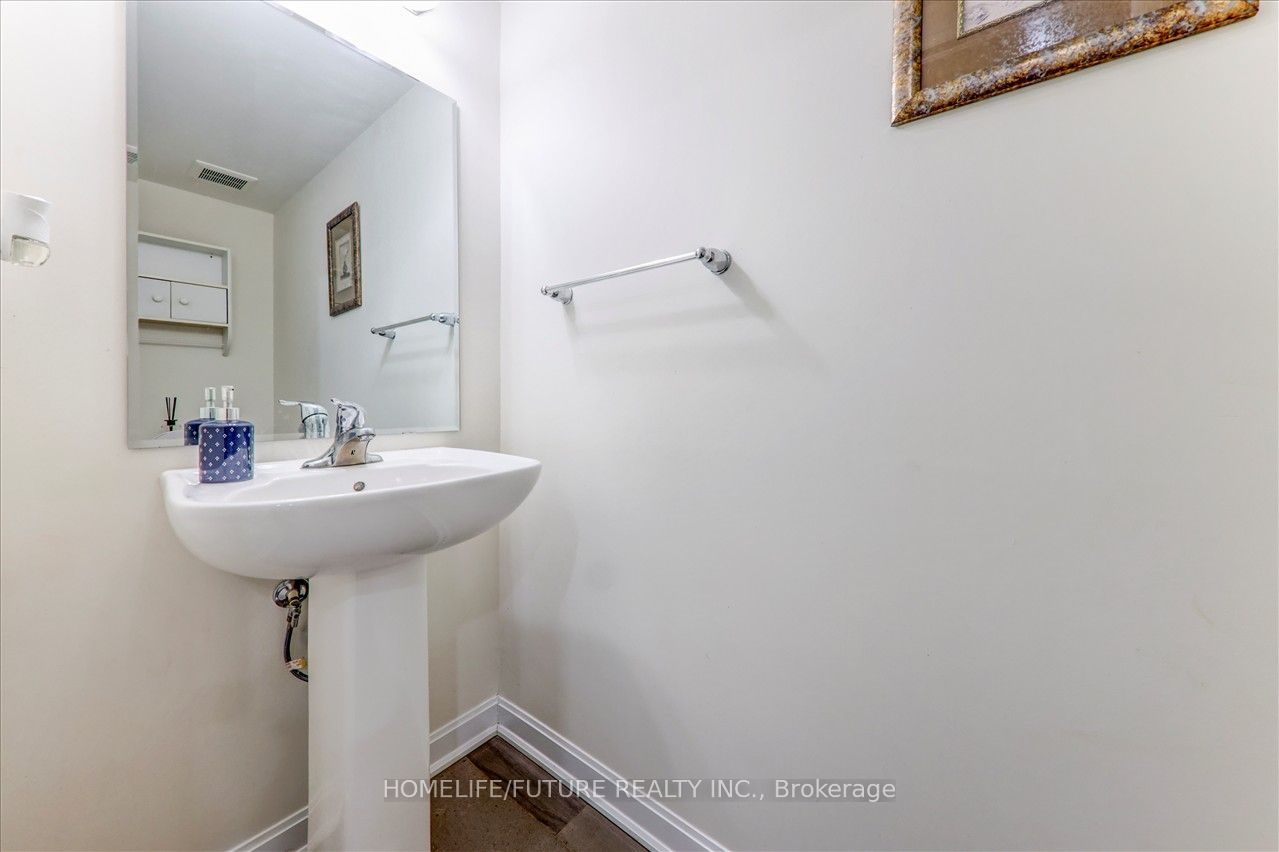 2412 Fall Harvest Cres