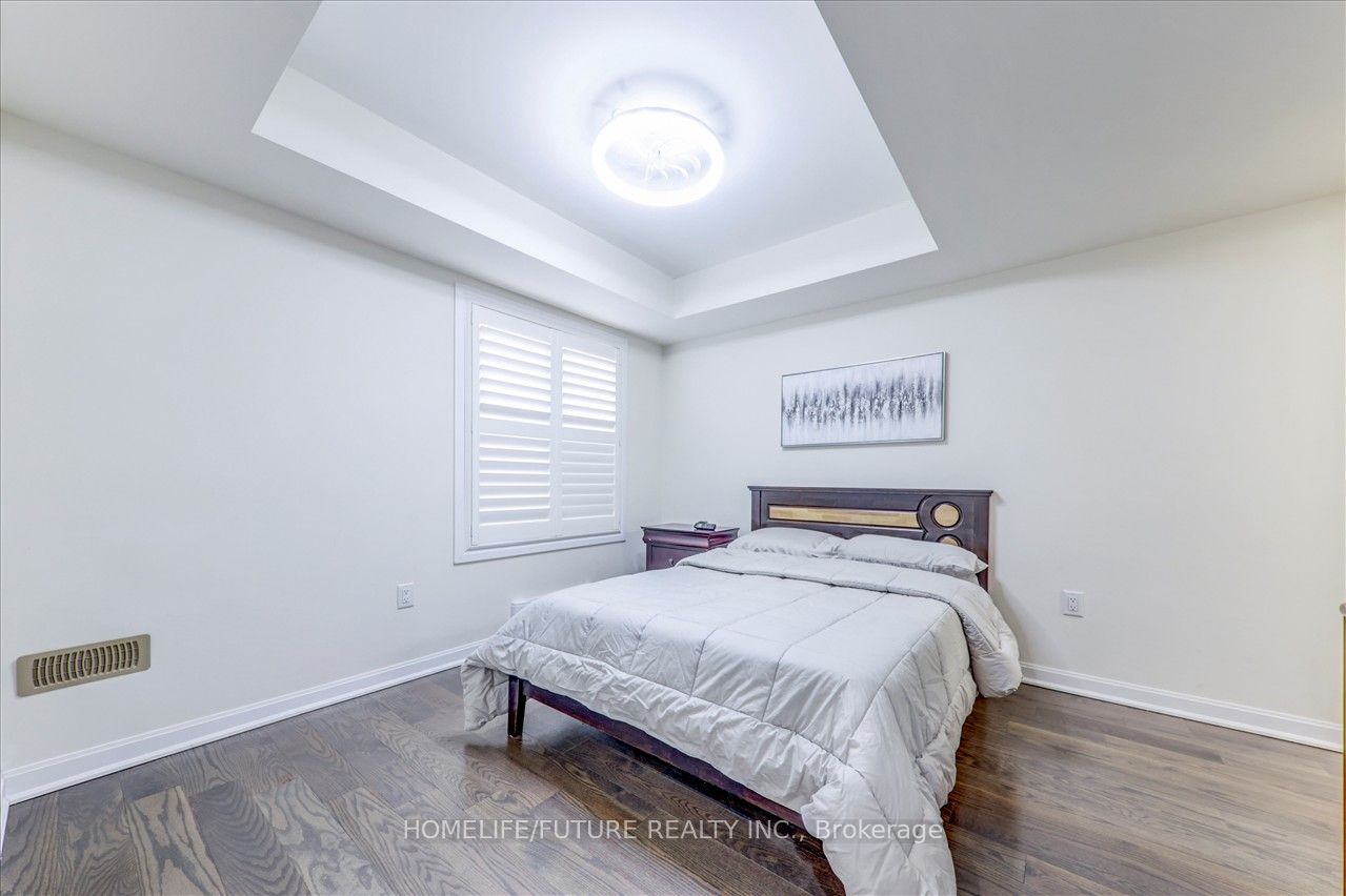 2412 Fall Harvest Cres