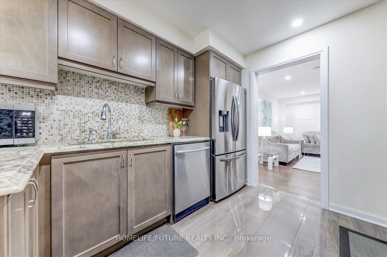 2412 Fall Harvest Cres
