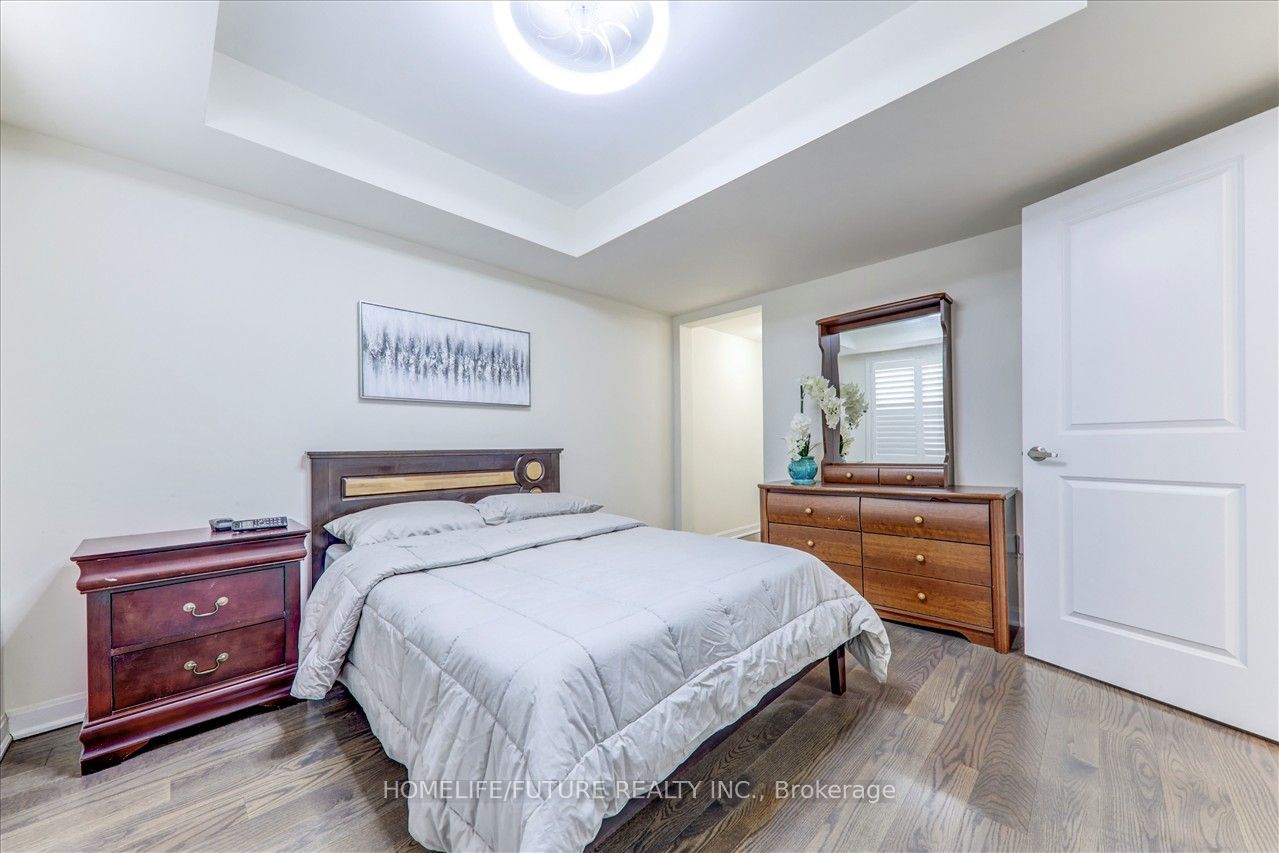 2412 Fall Harvest Cres