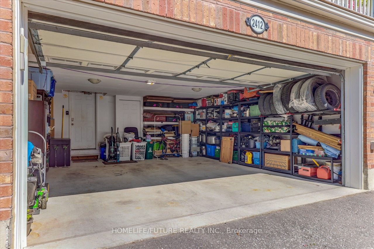 2412 Fall Harvest Cres