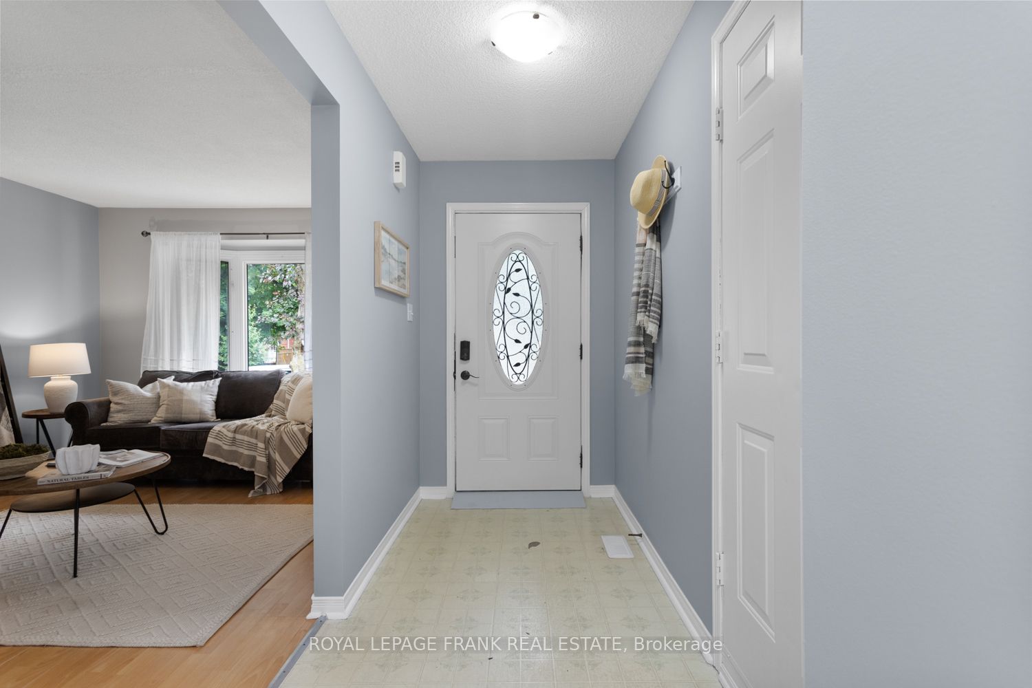 887 Lavis Court