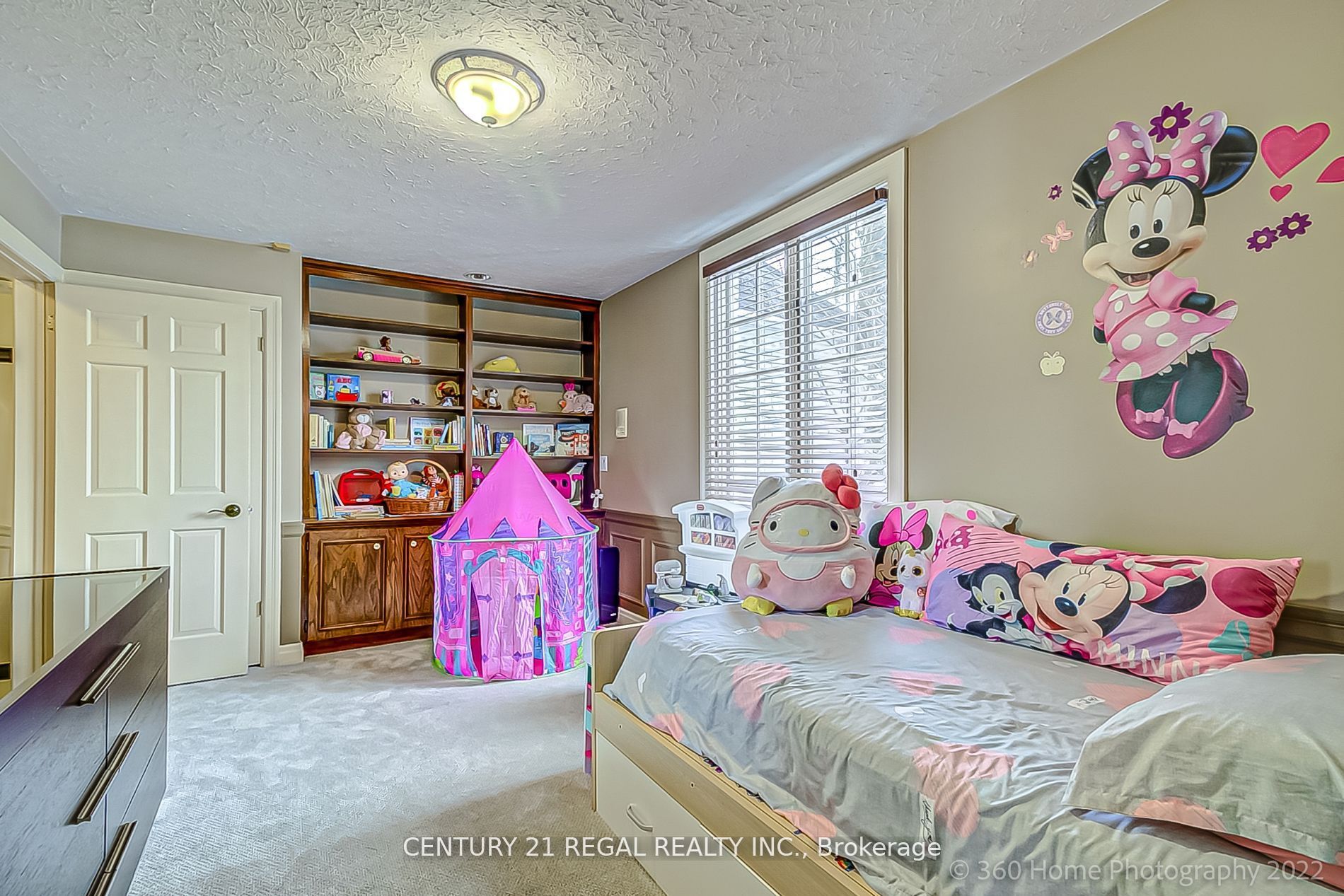 815 Coates Road W