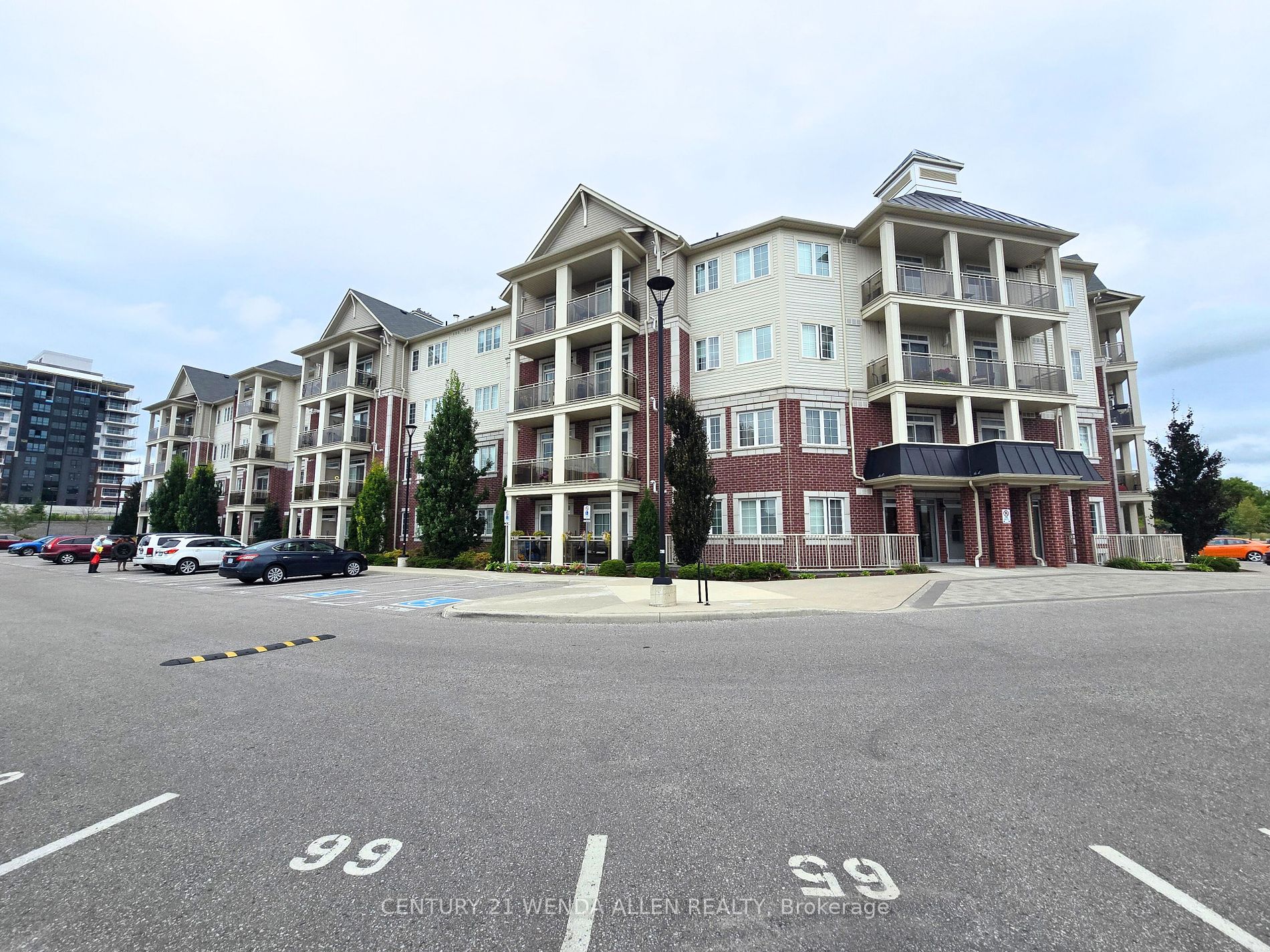 84 Aspen Springs Drive, #211