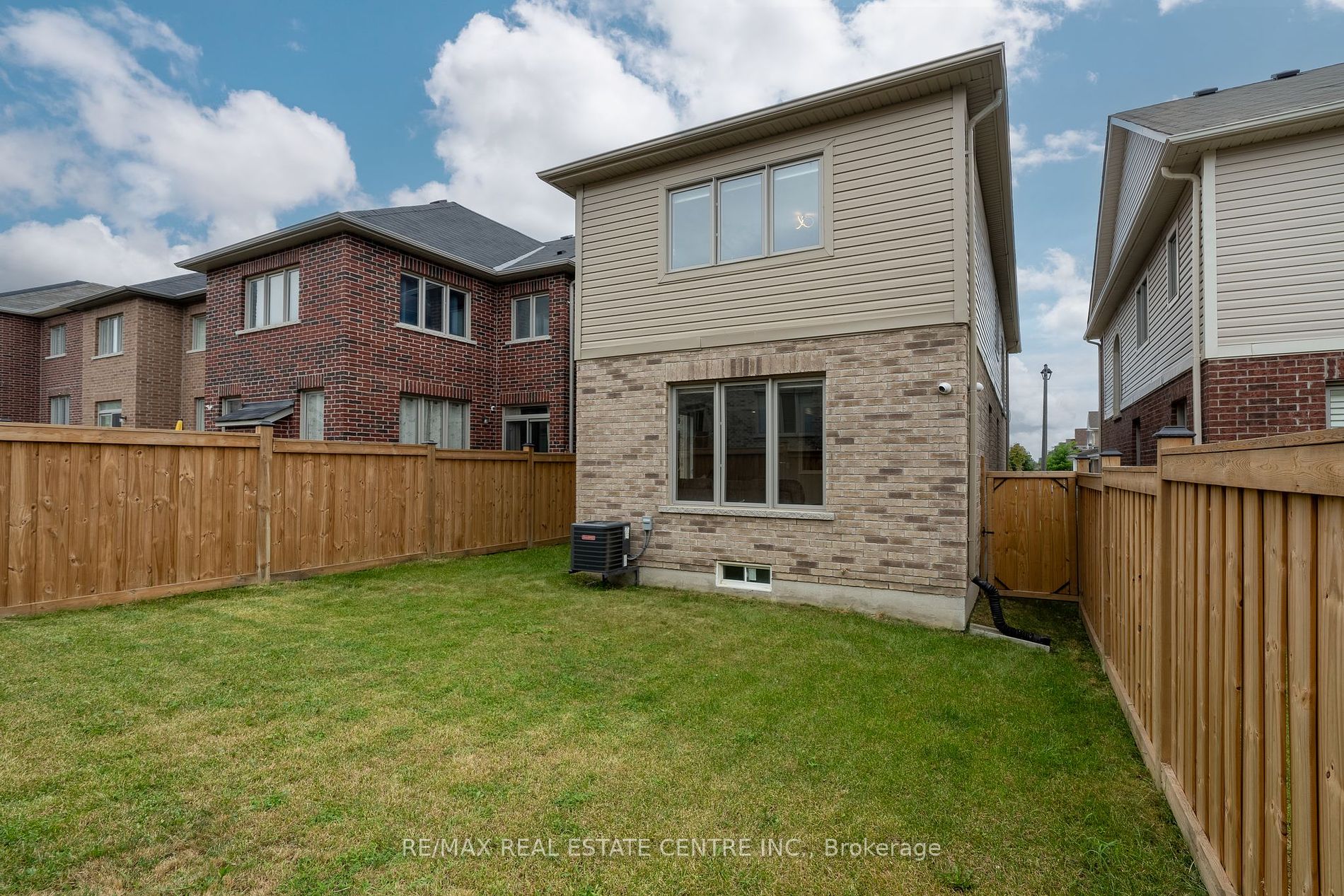 1231 Graham Clapp Avenue