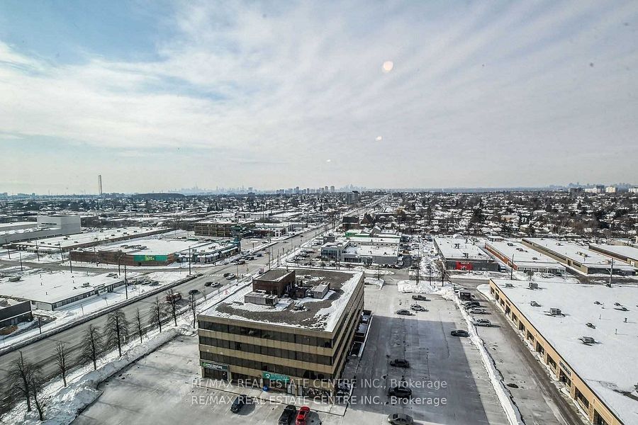 2150 Lawrence Ave, #509