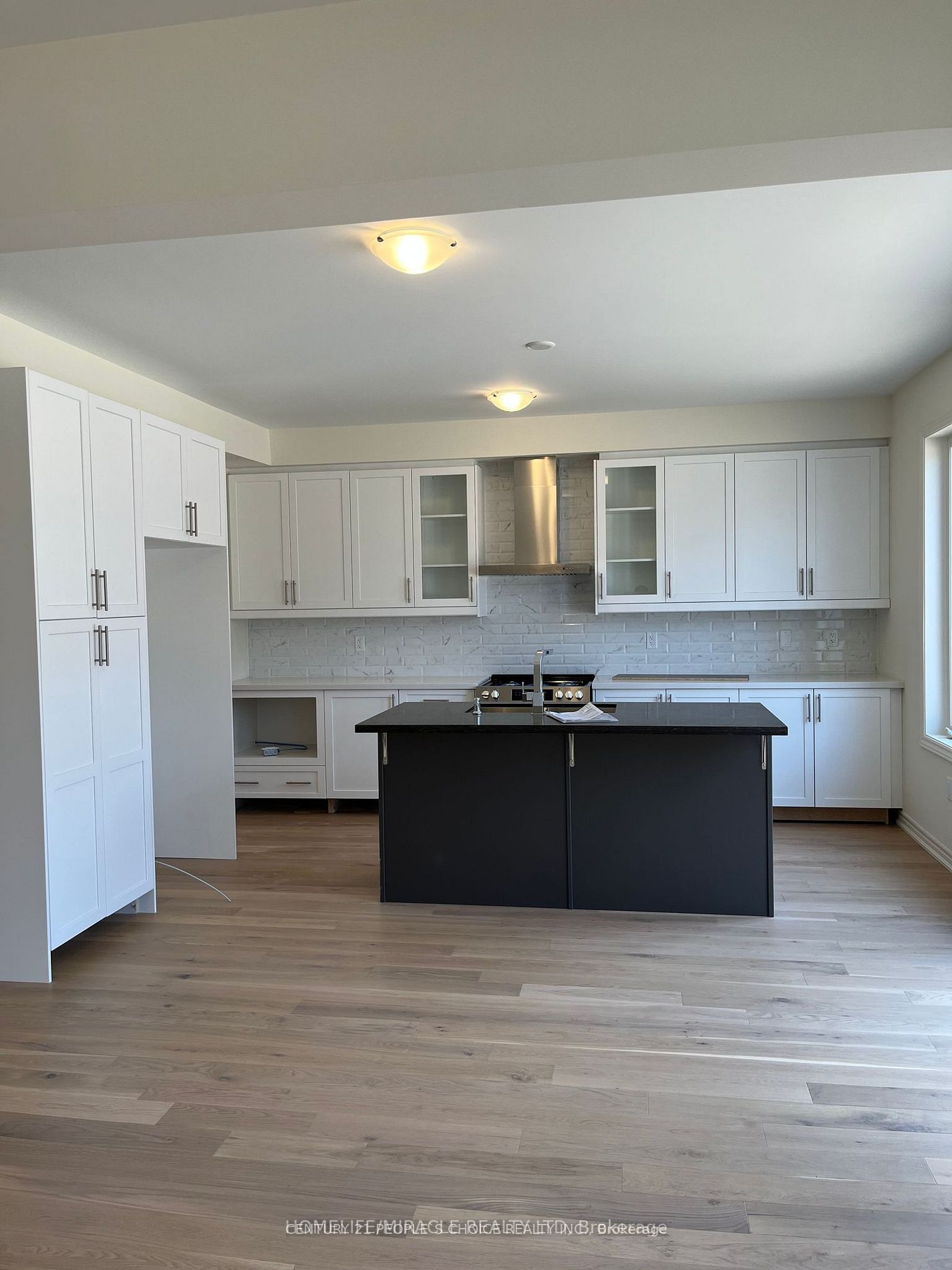 2144 Coppermine Street