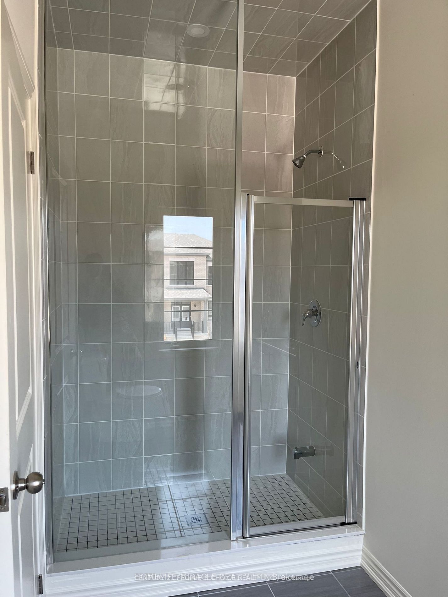 2144 Coppermine Street