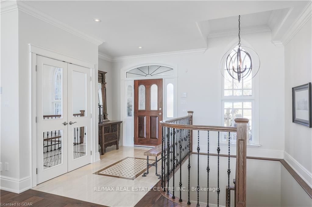 15 Coulcliff Blvd