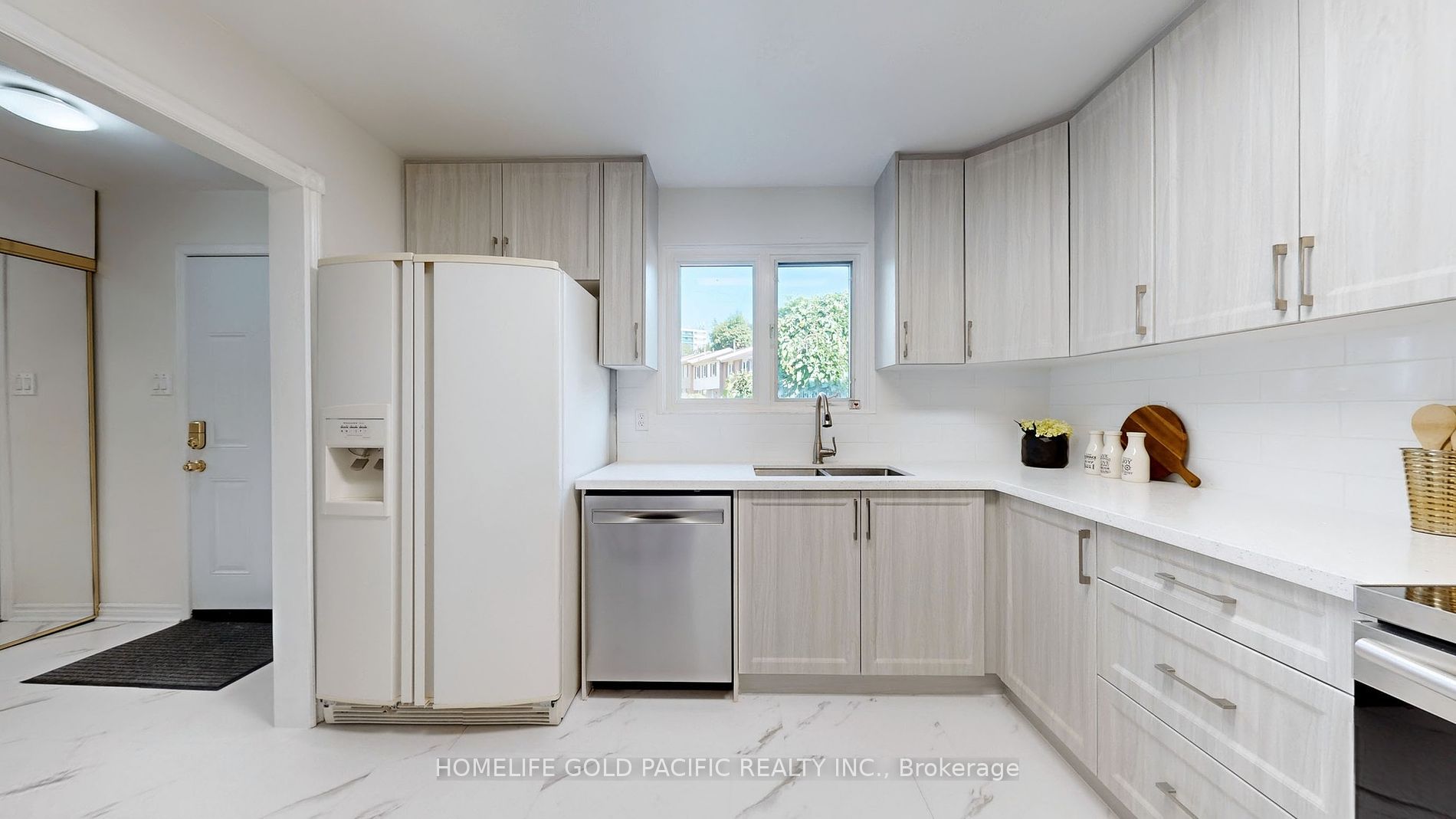 270 Timberbank Blvd, #120