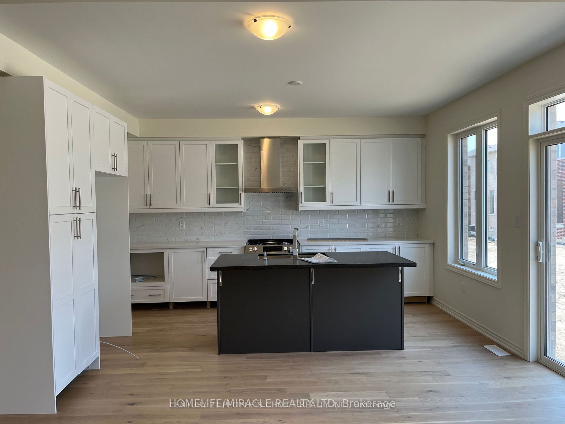 2144 Coppermine Street