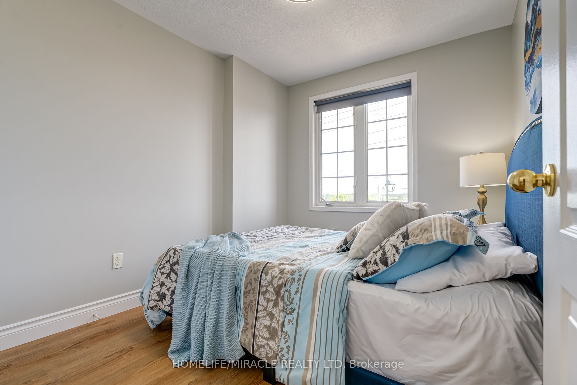 39 Tozer Crescent