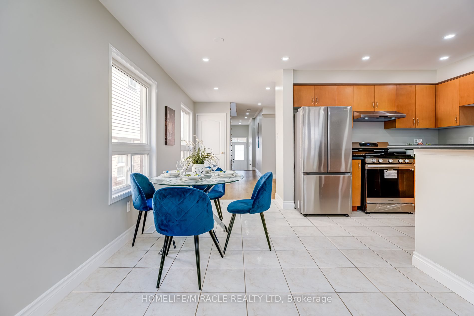 39 Tozer Crescent