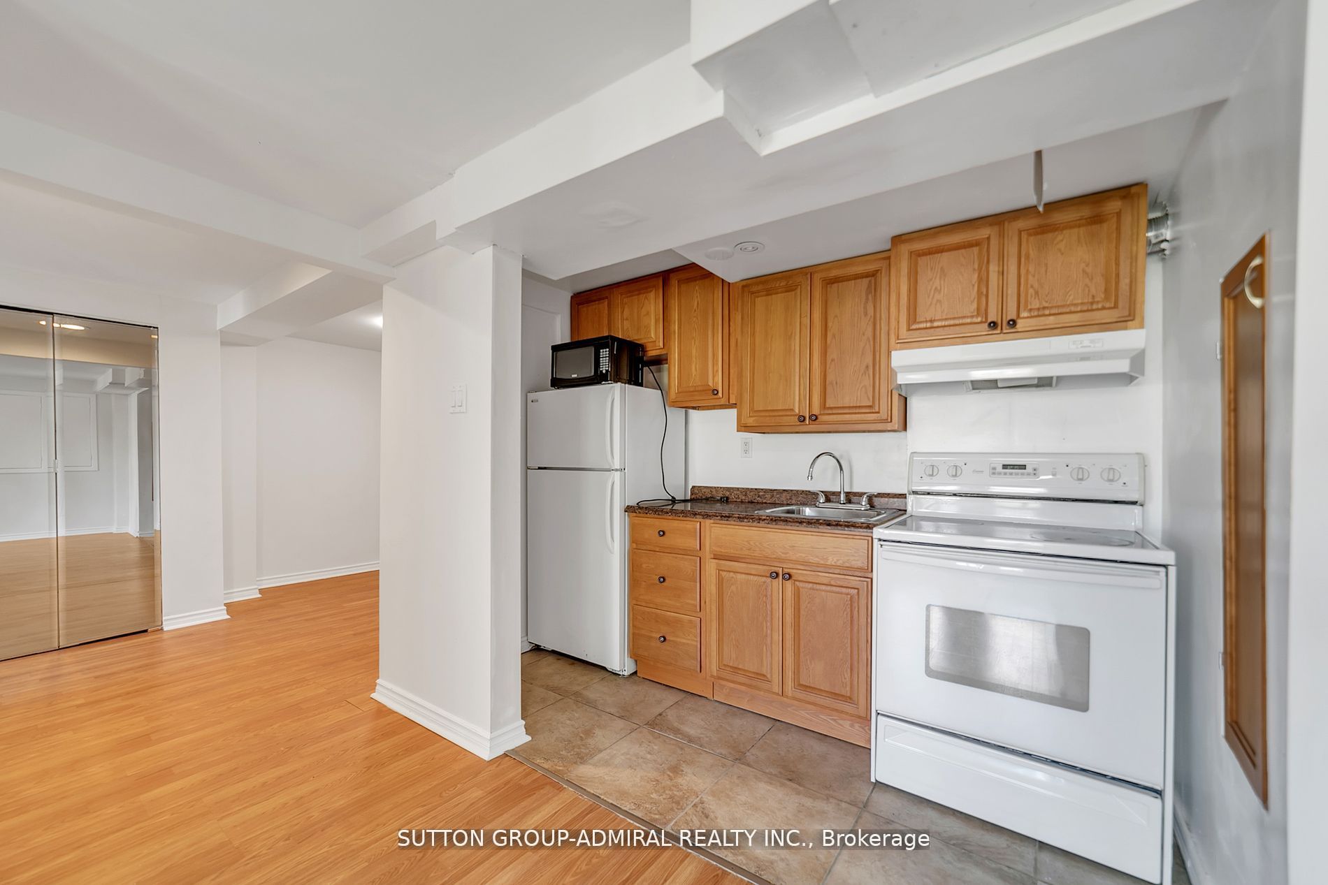35 Fernbank Pl