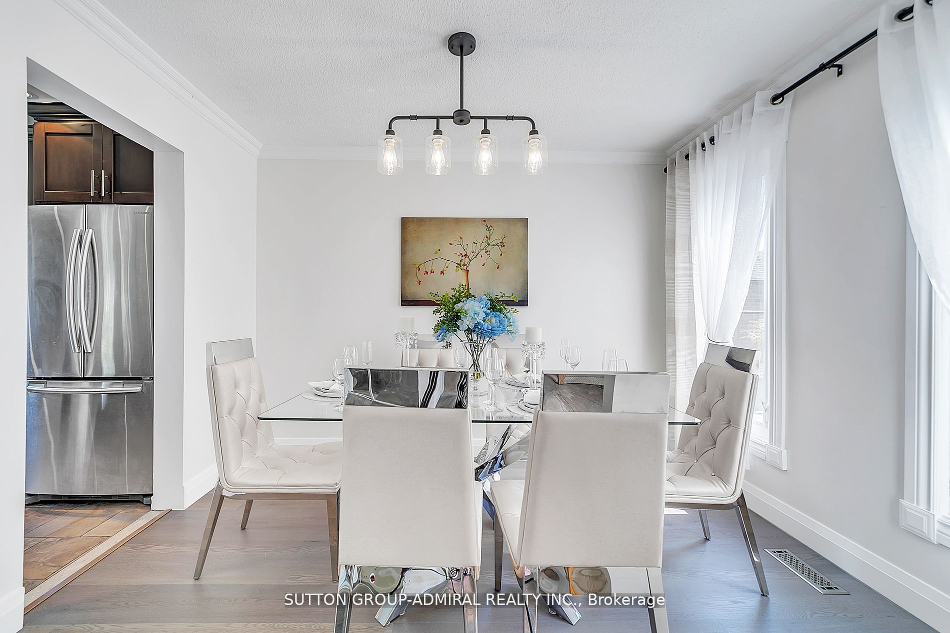 35 Fernbank Pl