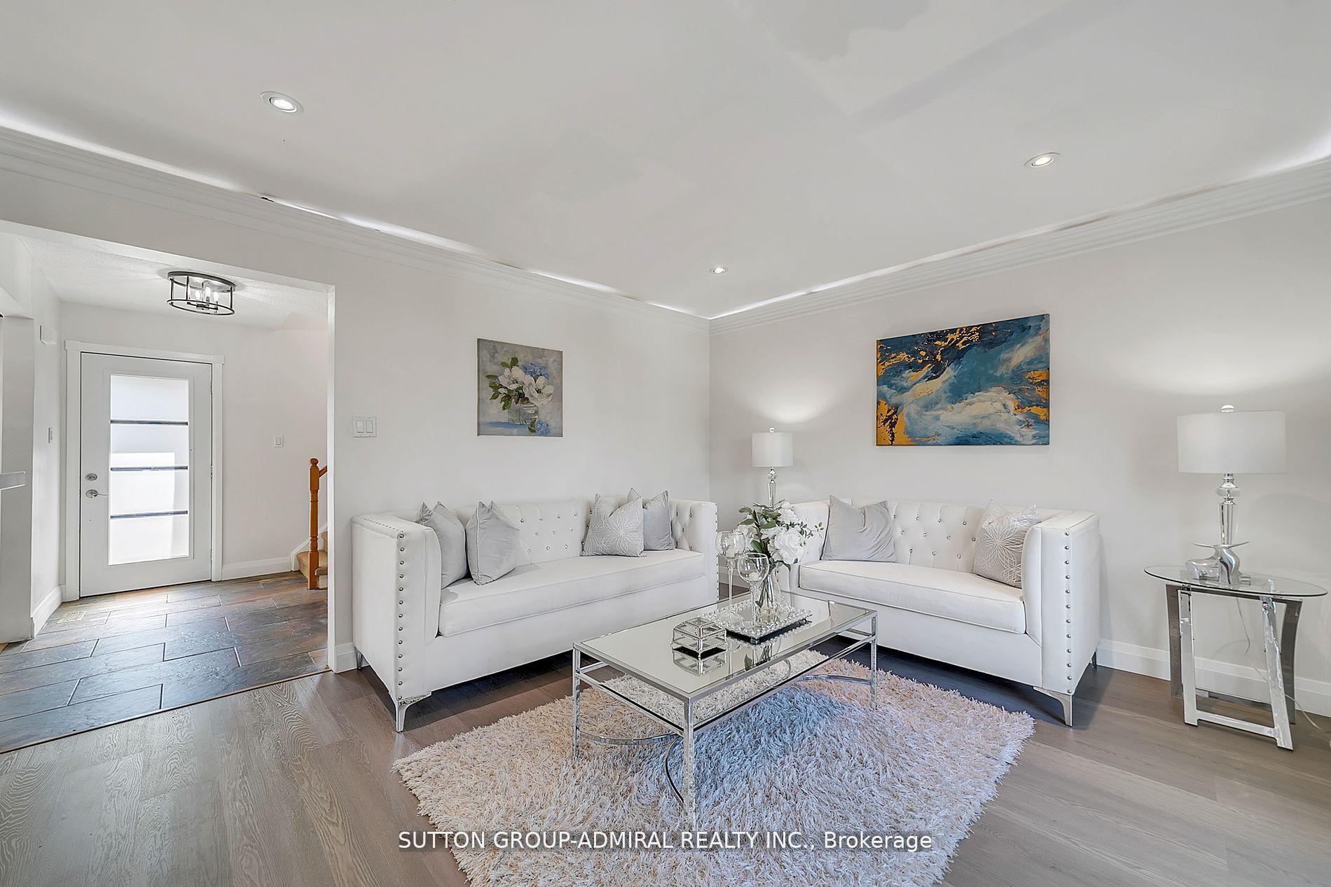 35 Fernbank Pl