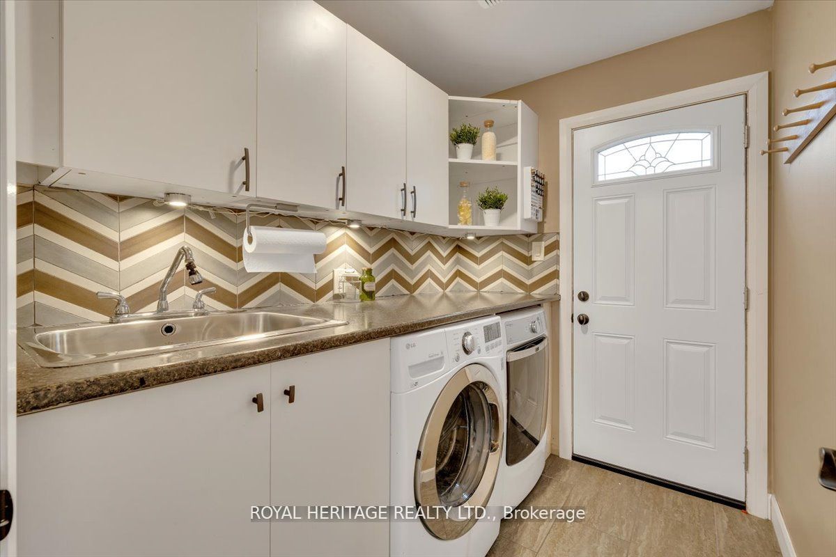 107 Clayton Crescent