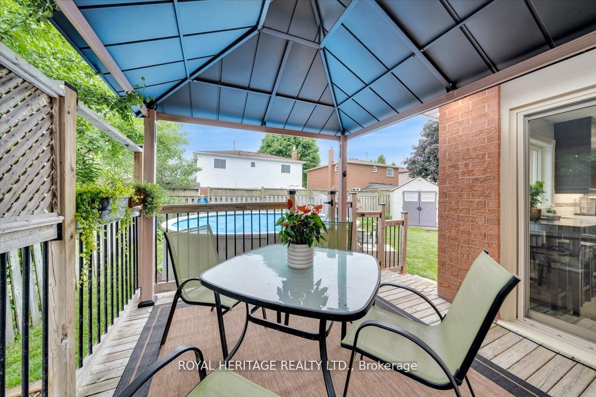 107 Clayton Crescent
