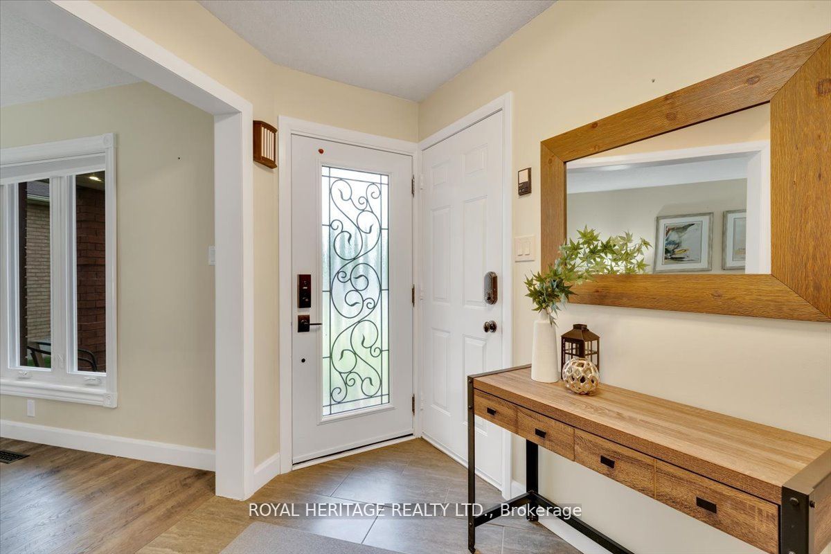 107 Clayton Crescent