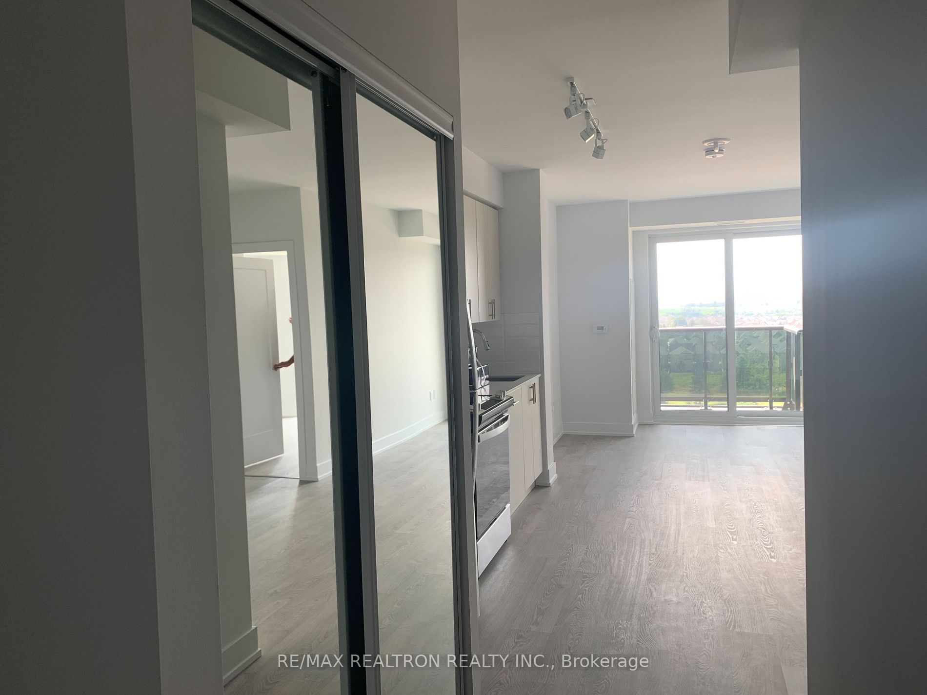 2550 Simcoe Street, #1118