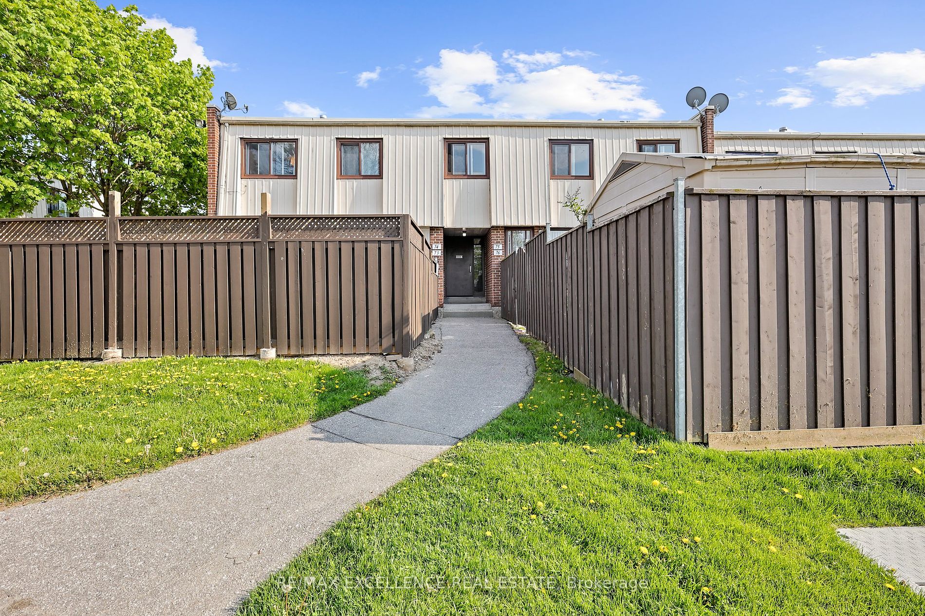 1100 Oxford Street, #73