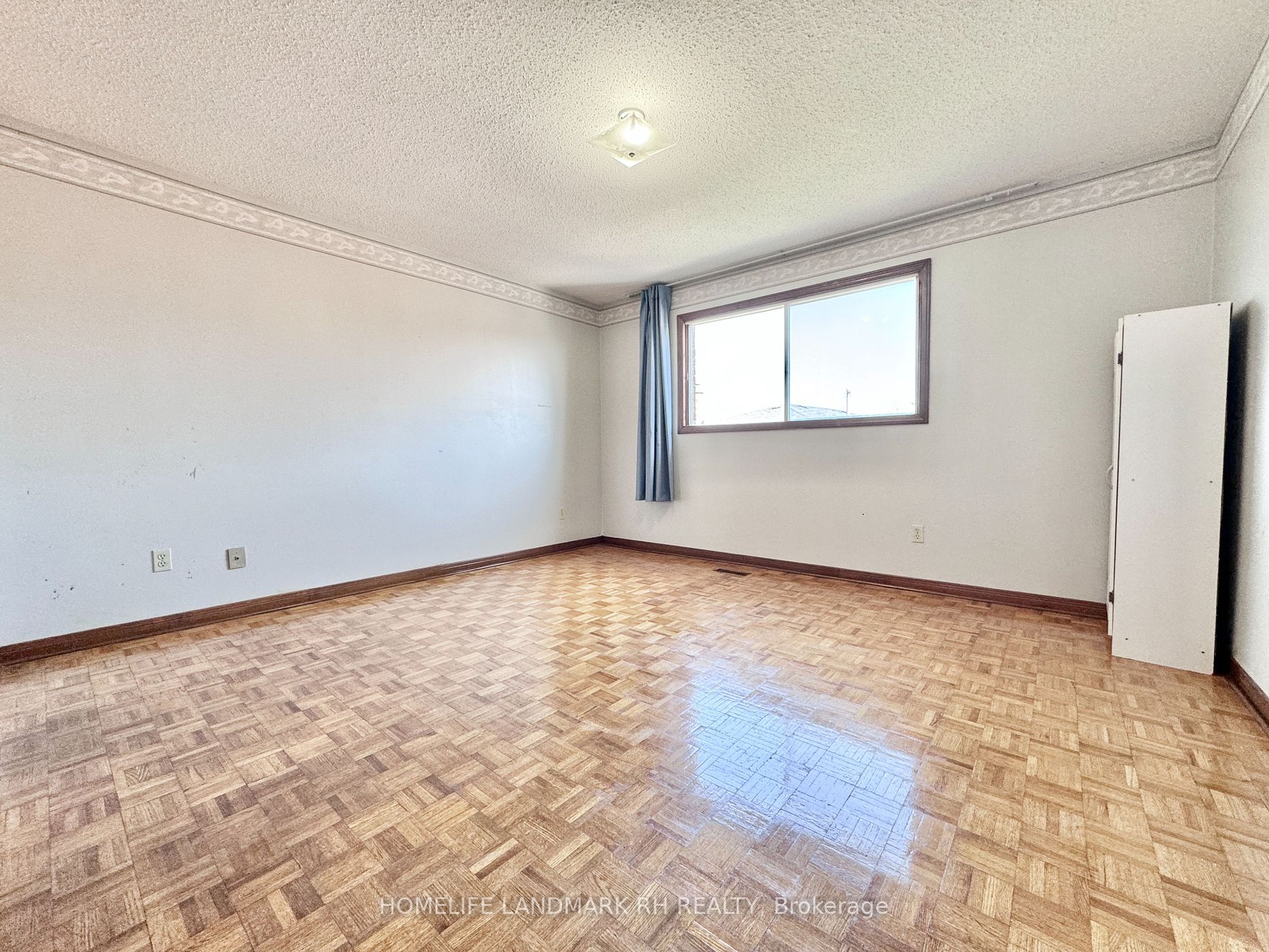 126 Wharton Sq, #Upper