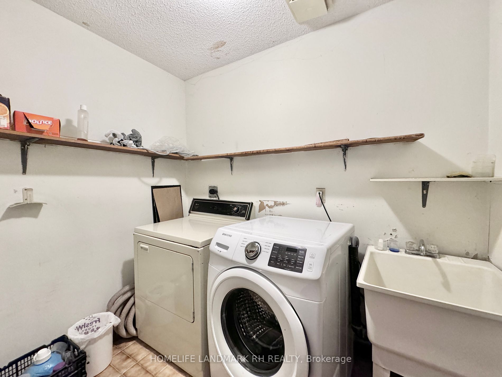 126 Wharton Sq, #Upper