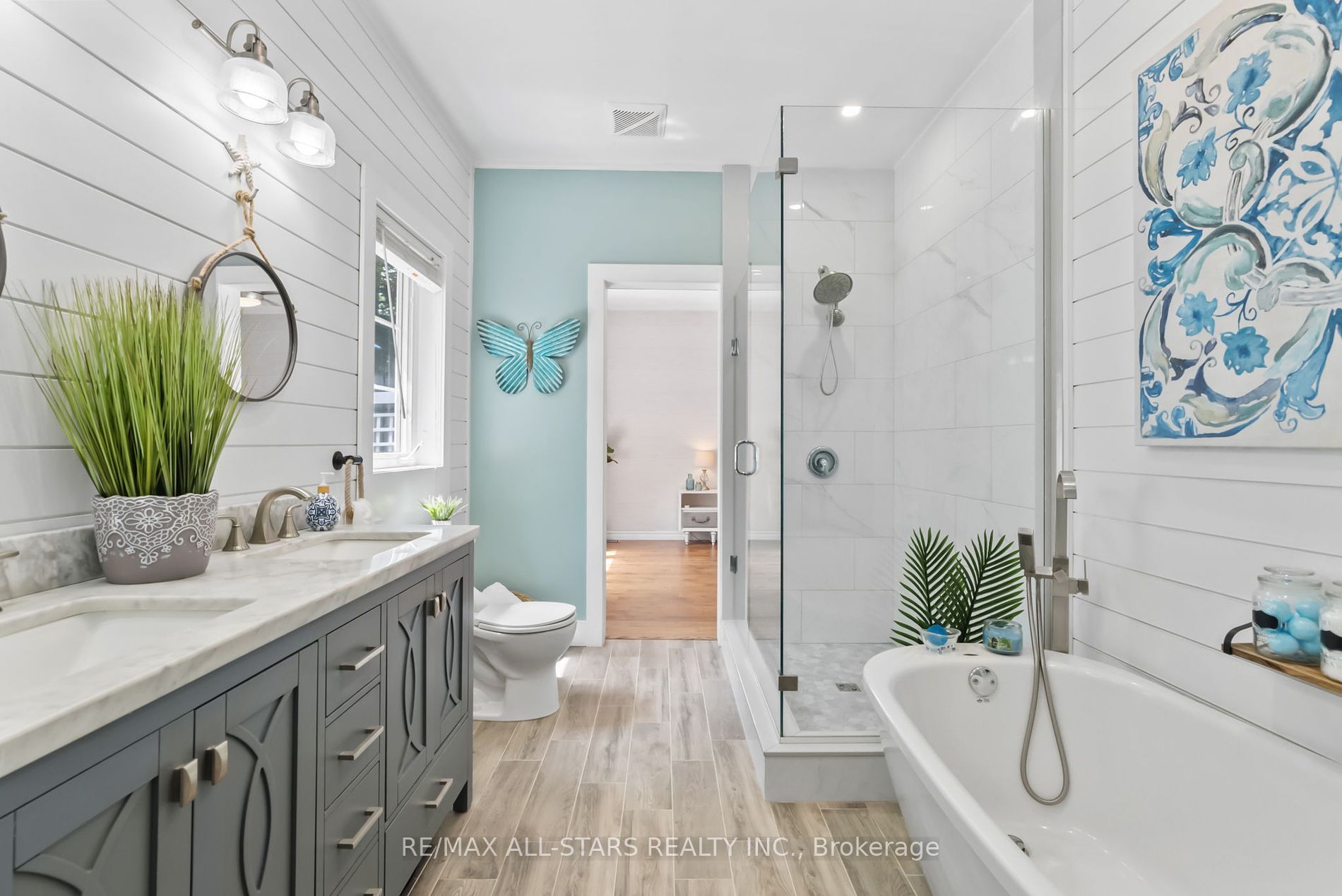 2 Honeys Beach Road