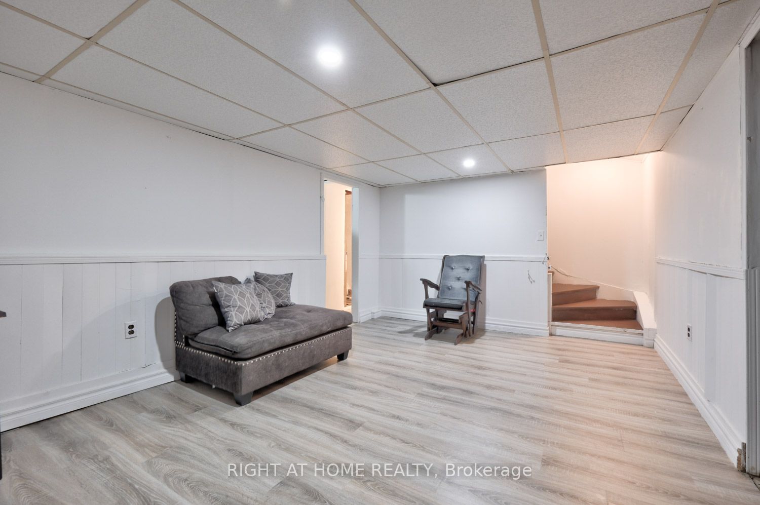 960 Glen St, #68