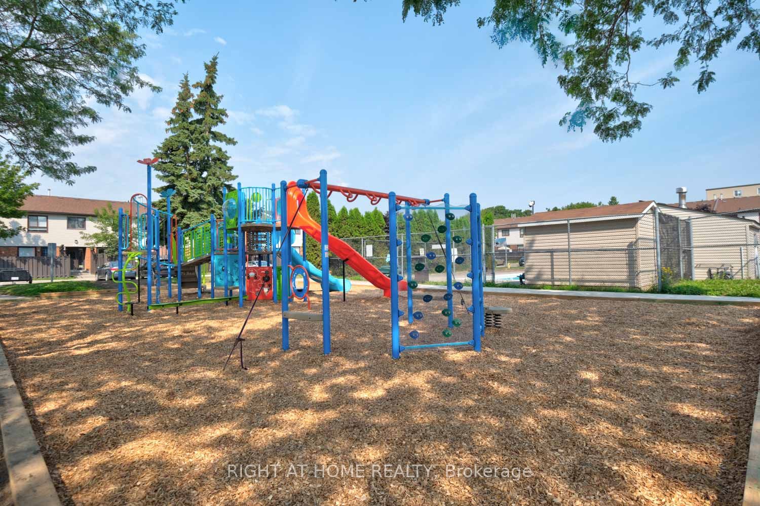 960 Glen St, #68