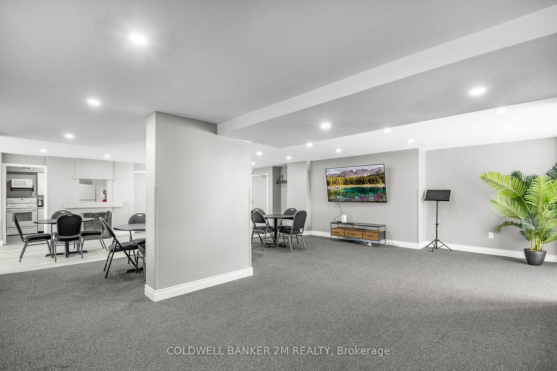 66 Falby Court, #1402