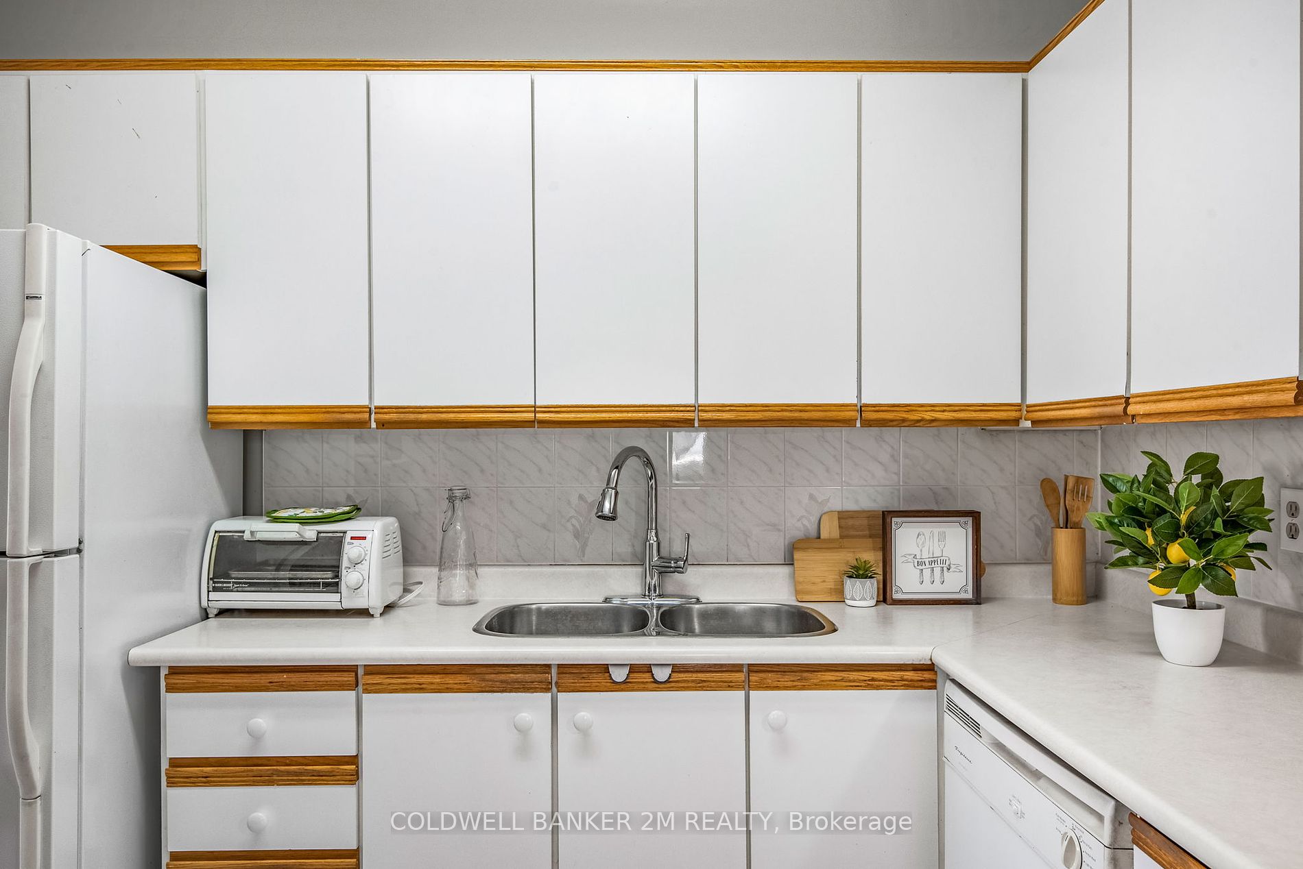 66 Falby Court, #1402