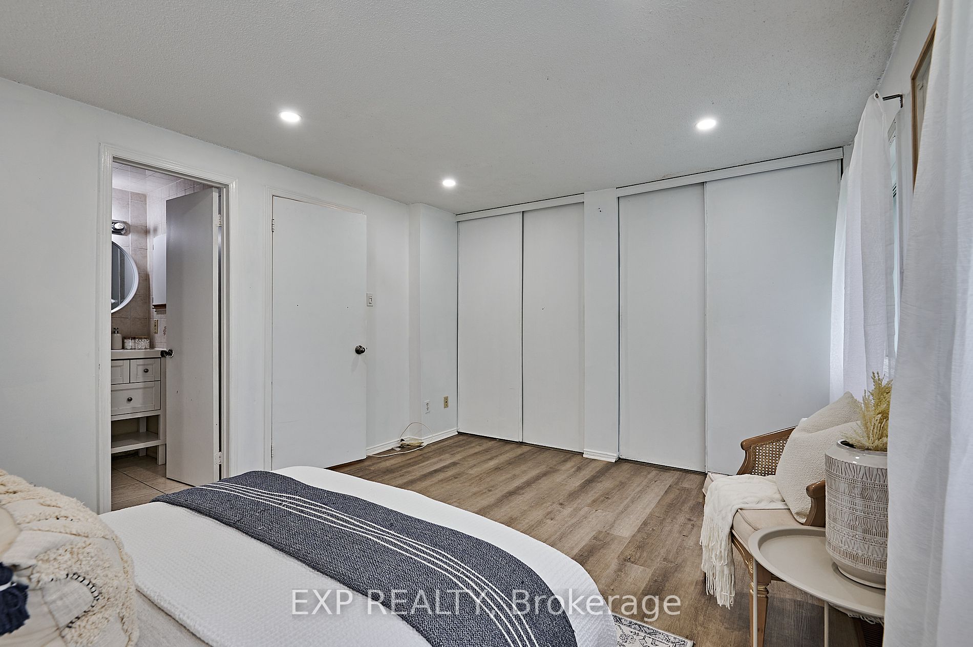 200 Murison Blvd, #67