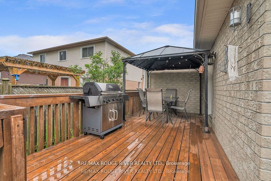 113 Meadowview Blvd