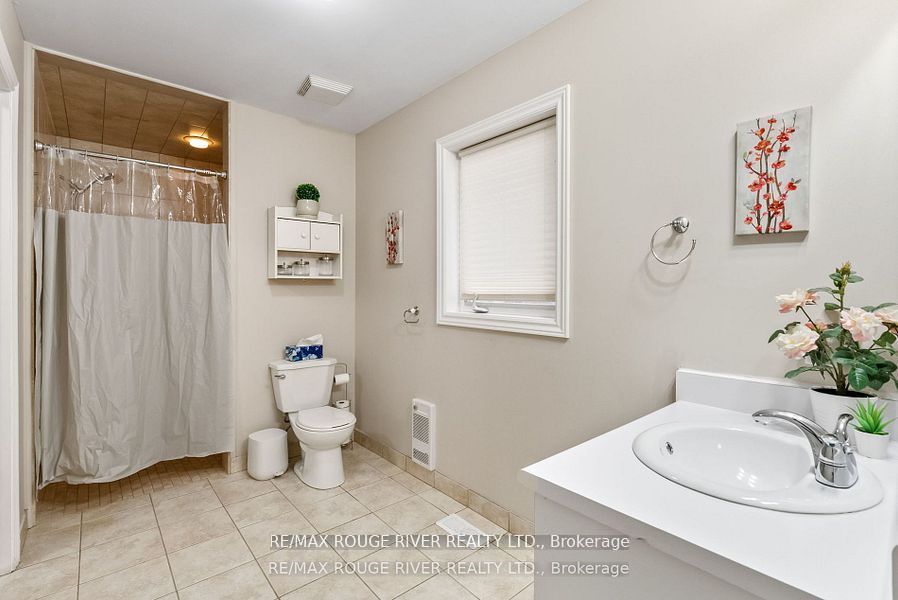 113 Meadowview Blvd