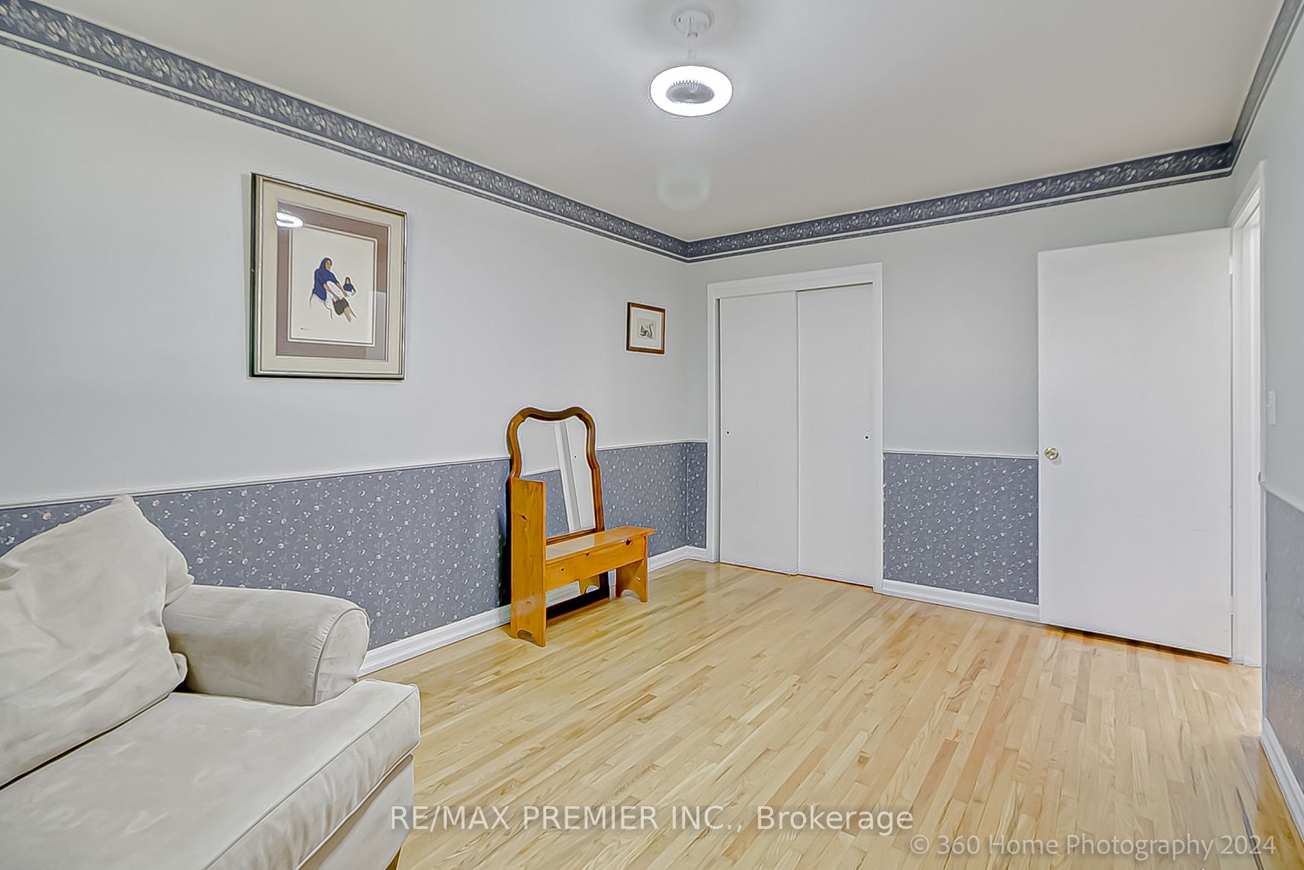 151 Clements Rd E