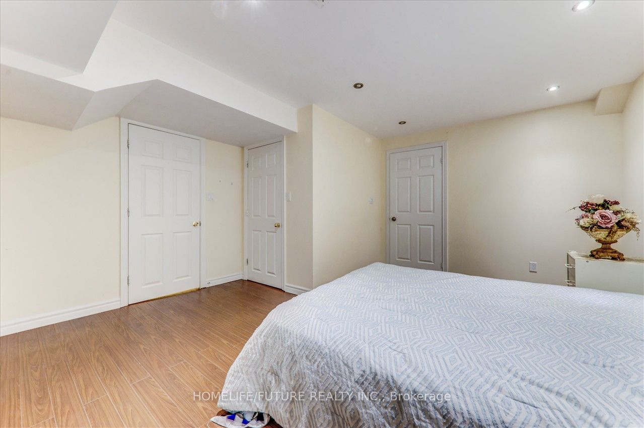 123 Silverwood Circle