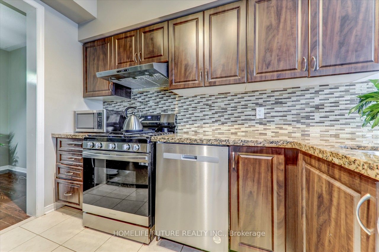 123 Silverwood Circle