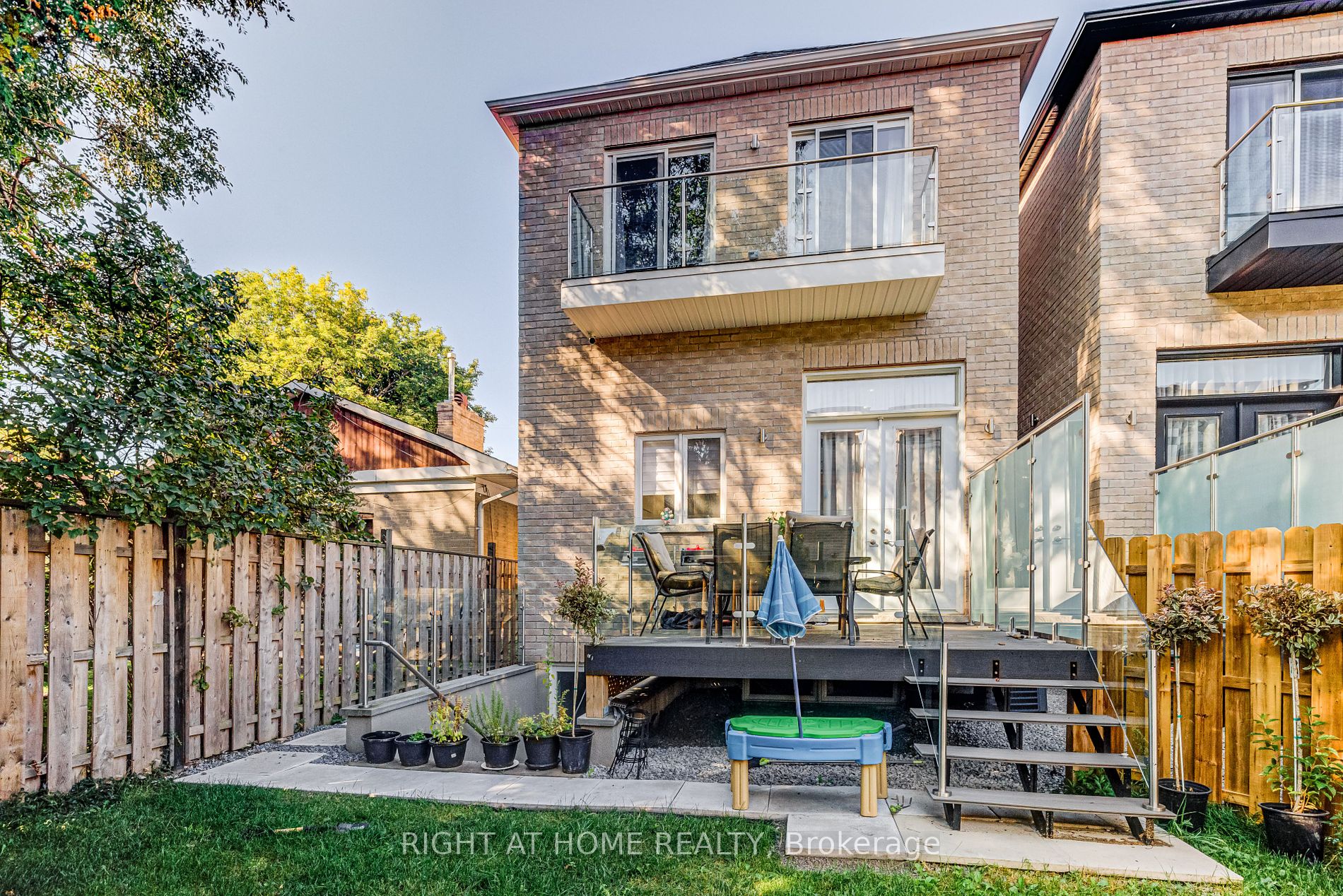59A BEXHILL Ave