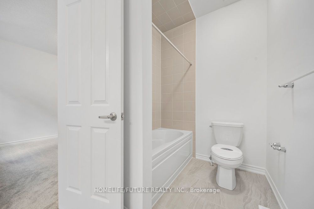 1408 Mockingbird Square