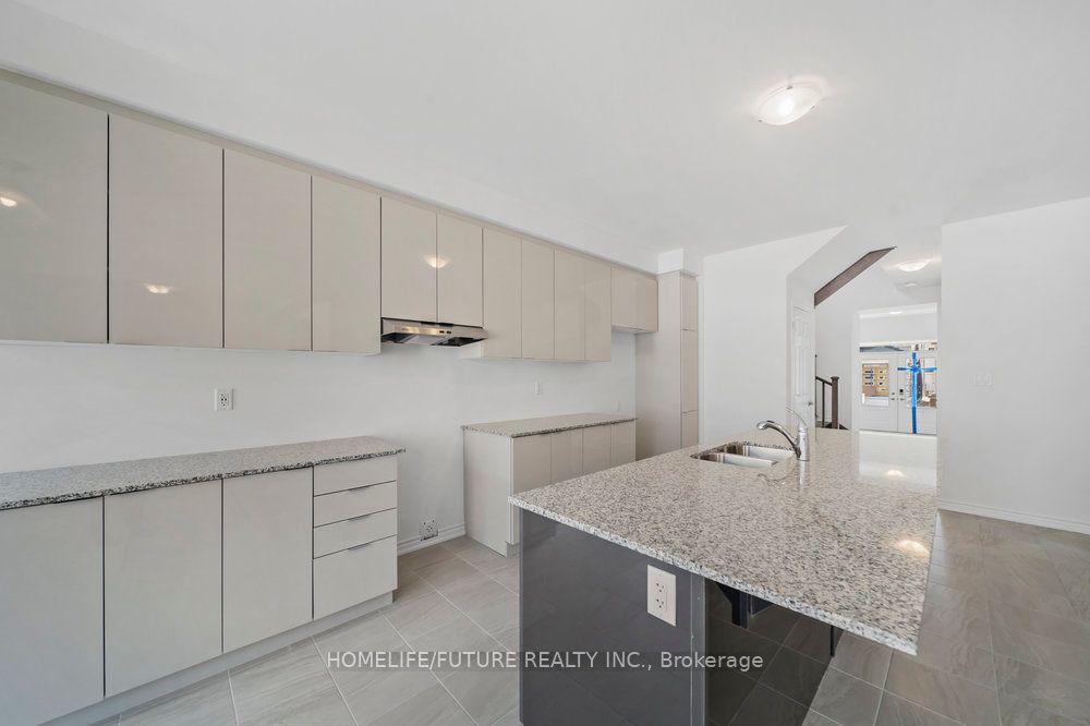 1408 Mockingbird Square