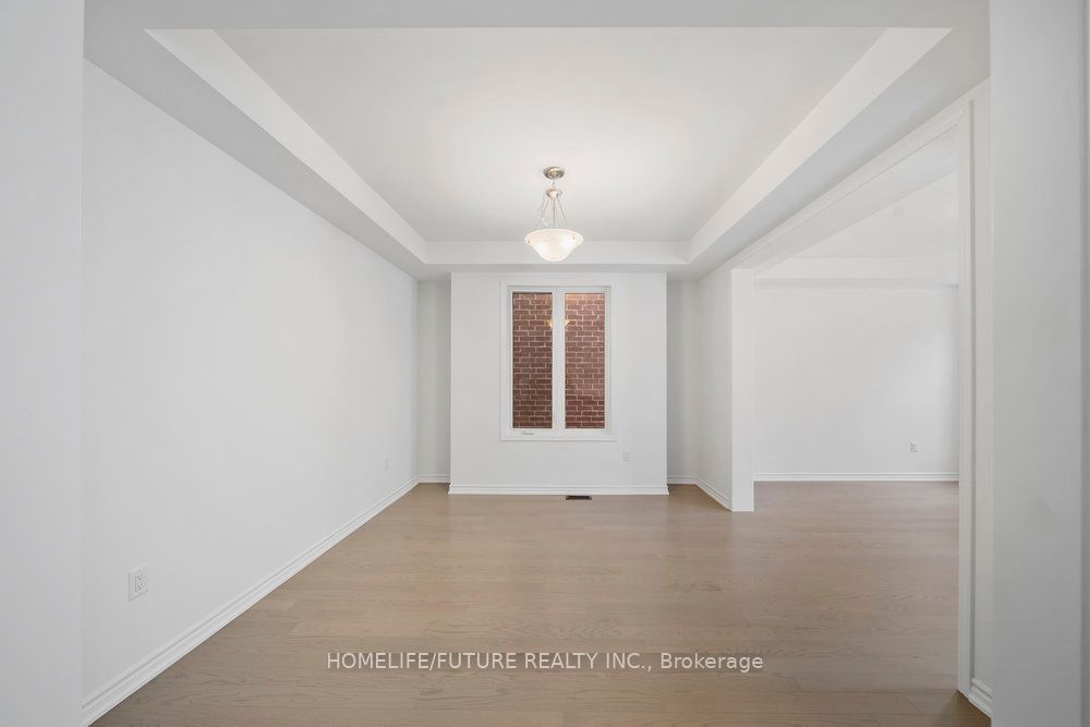 1408 Mockingbird Square