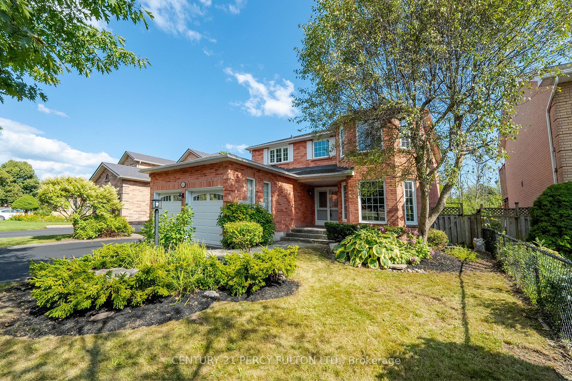60 Cluett Dr